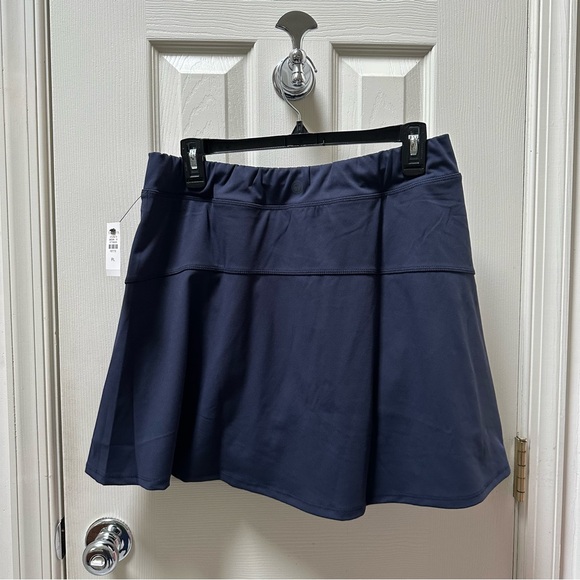 NWT Talbots Navy Blue A-Line Skort Size LP - Picture 2 of 7